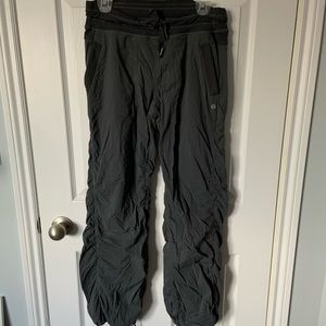 Women’s lululemon studio pants lined